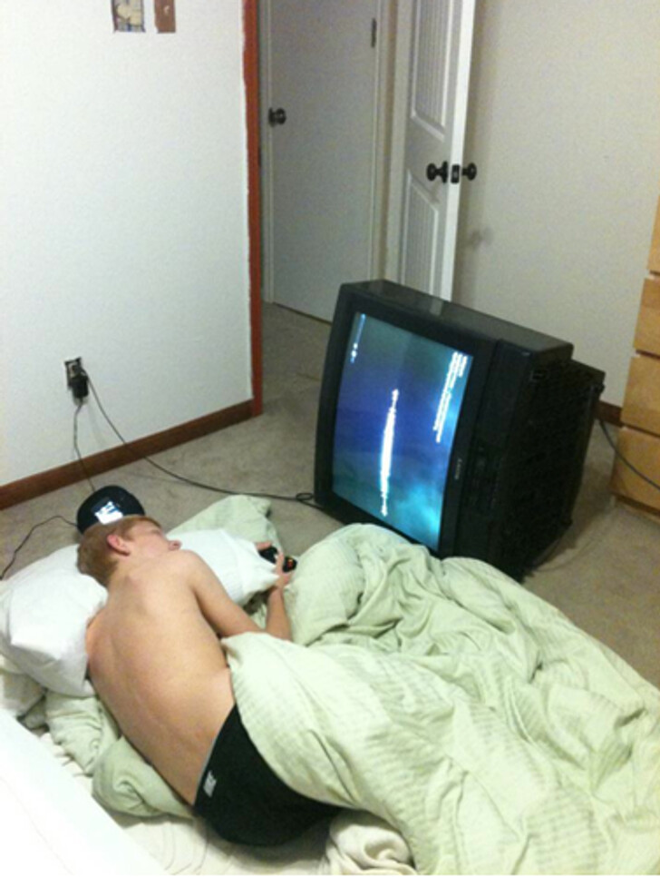 10 People Who Took Laziness To A New Level 6