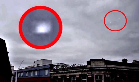 UFO sighting: Claim of ’white alien orbs’ spied spilling out from ’mothership’ over London 1