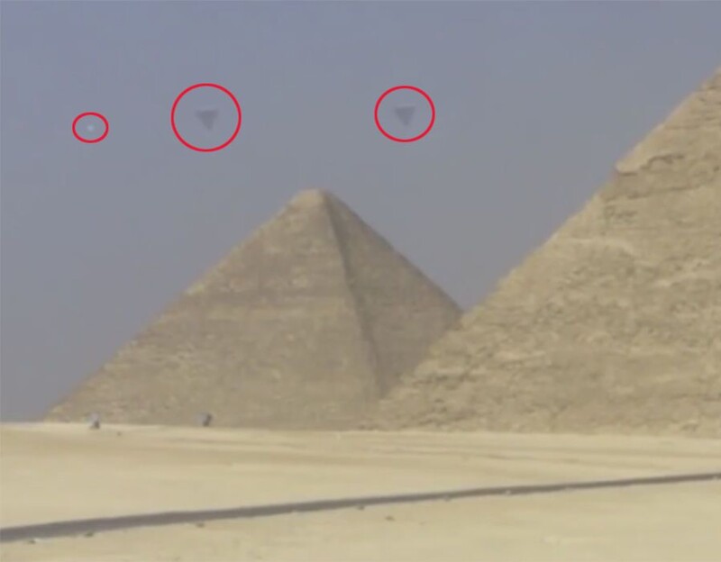Mysterious 'luminous objects' spotted above the Pyramids of Giza 3