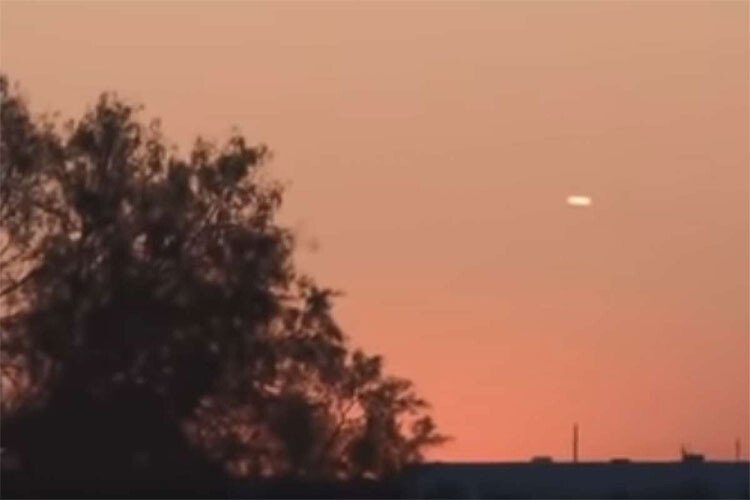 UFO Sighting: 'Cigar-shaped' UFO spotted in the sky over Texas, US 2